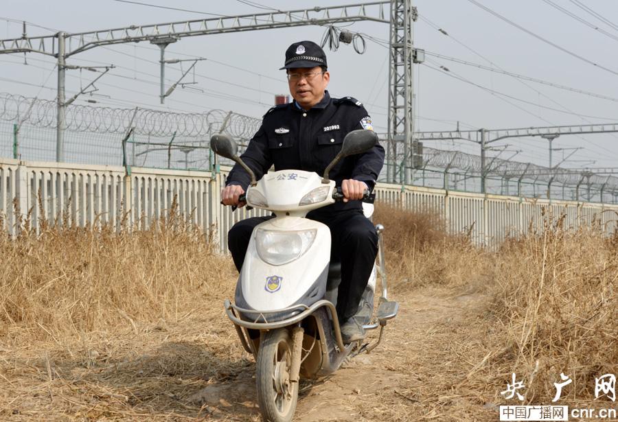 西安临潼东站:一个人的春运