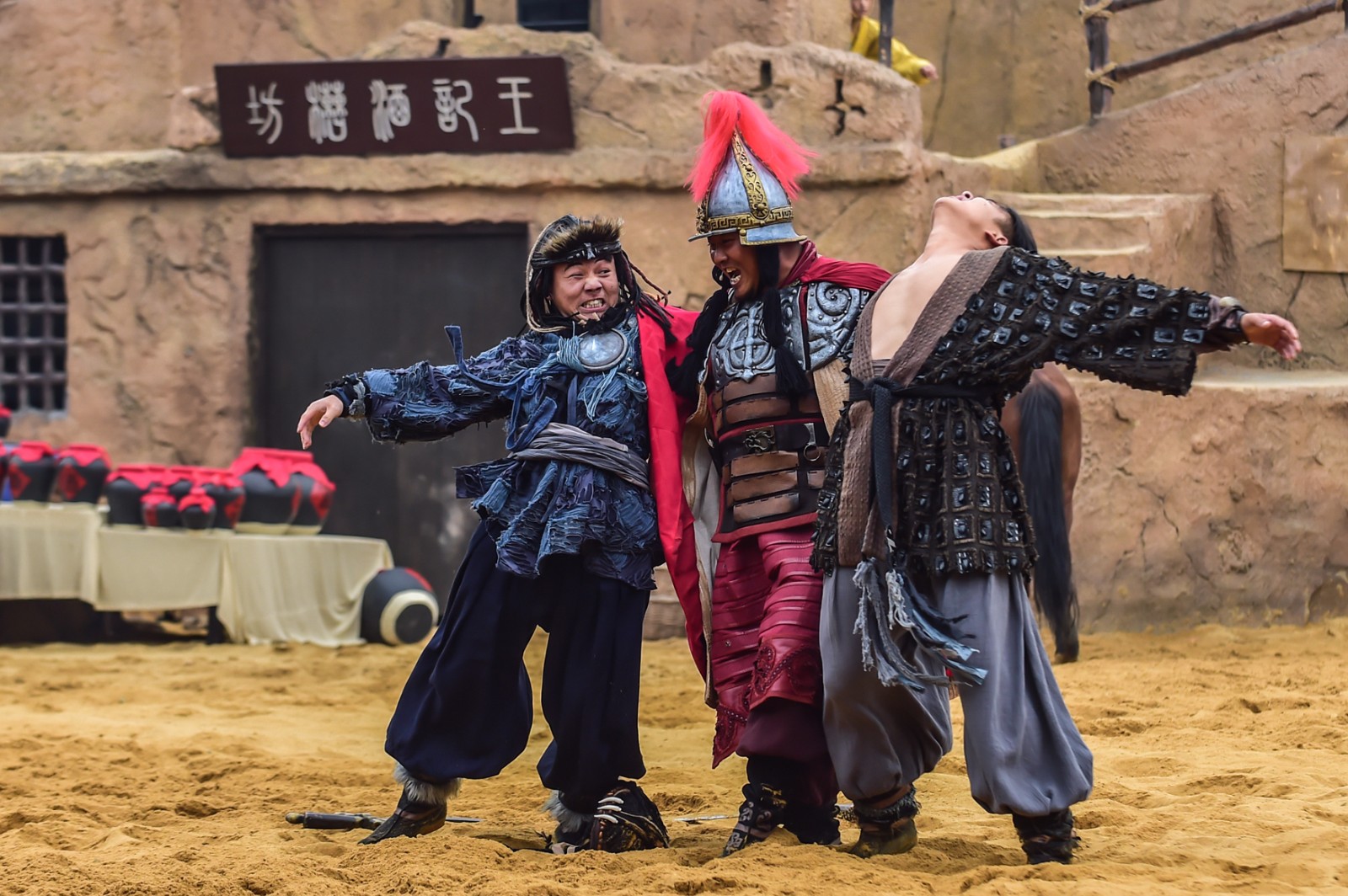 中国首创影视特技实景战马秀大漠传奇深圳民俗村首演