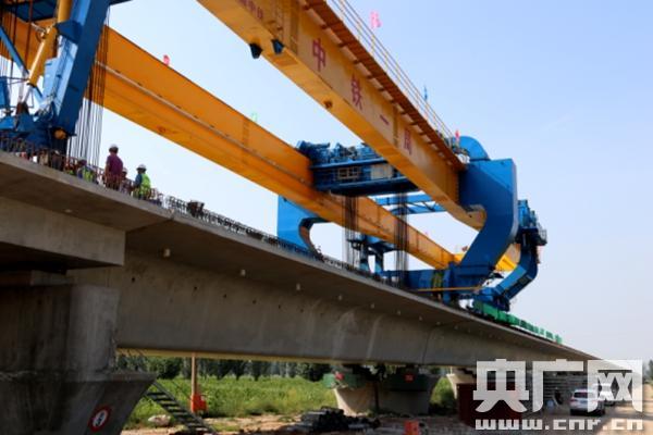 土石方完成167万立方;箱形涵完成1188横延米;箱形桥完成10354顶平米