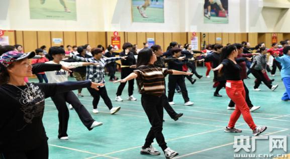 《天津市第三套市民广播体操》开始正式推广