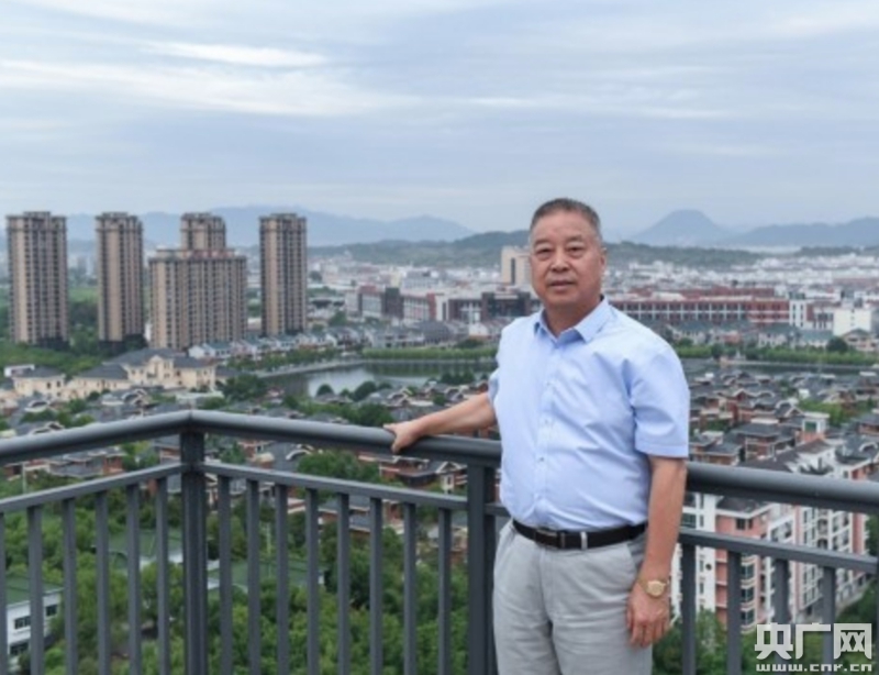 【中国改革现场—浙中凭什么崛起】浙江东阳花园村书记邵钦祥的"