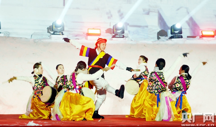 第六届延吉国际冰雪旅游节开幕 延吉市中小学