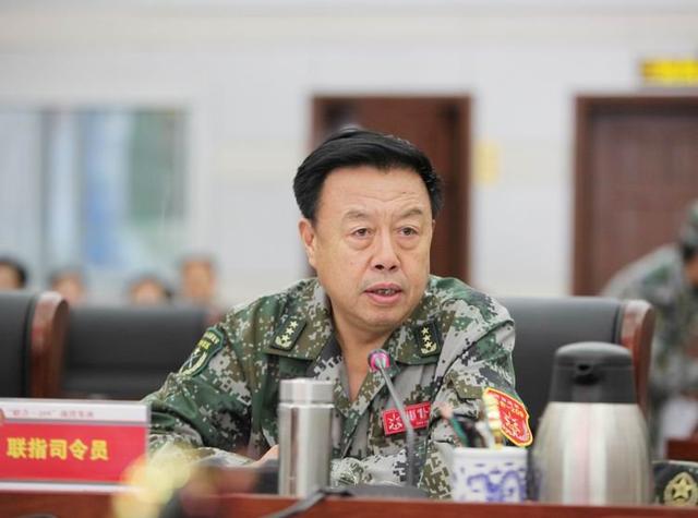 范长龙:严格查纠军队领导干部经济决策失误