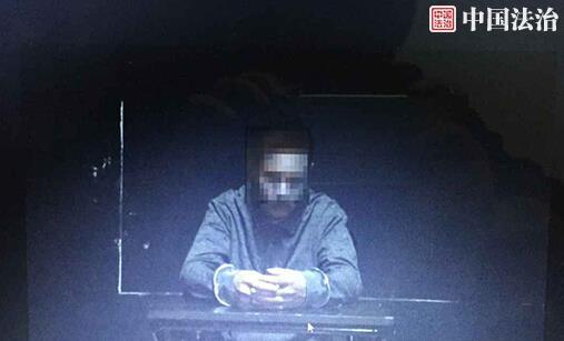 成都男司机因别车暴打女司机案今日开庭