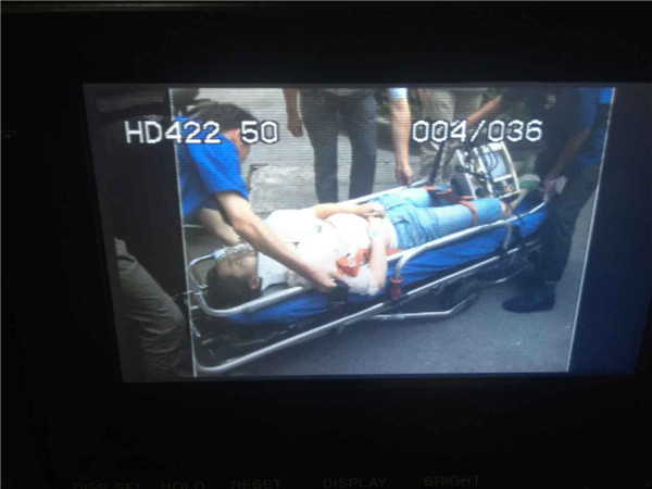 杭州21岁女孩被电梯夹死 头在17楼身体在16楼