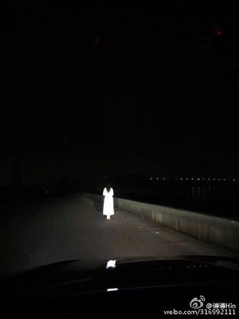 活见鬼!广东多名司机深夜行驶到江边大桥遇白衣女鬼 吓尿了