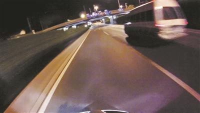 摩托版“二环十三郎”遭质疑