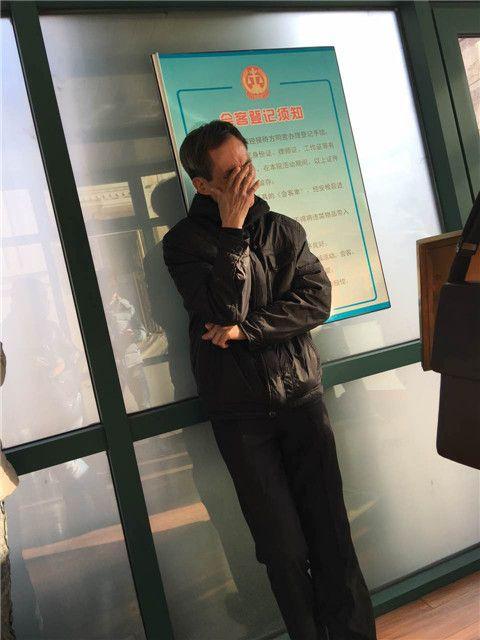 法院通知林父：务必明天1点前赶到上海