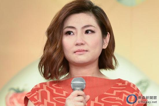 selina张承中难做兄妹 两人将在月底前签字离婚