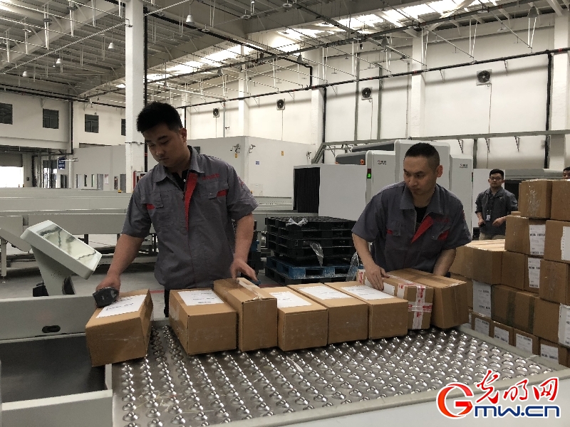 【新时代·新平台·新机遇——“一带一路”大型网络主题活动】跳出城墙看世界 “一带一路”建设的“陕西力量”