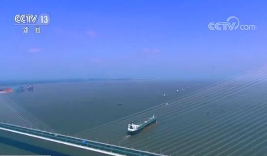 交通运输部：全面推进长江水道建设和港口升级