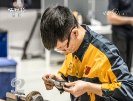 焦点访谈丨“五四奖章”获得者的青春，是什么样？
