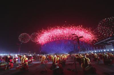 APEC焰火表演主打环保牌 总体烟雾量降低30%
