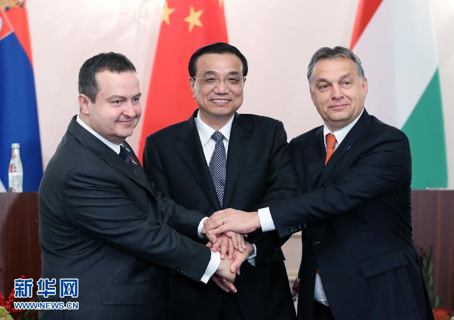 （时政）李克强与匈牙利总理欧尔班、塞尔维亚总理达契奇共同宣布合作建设匈塞铁路