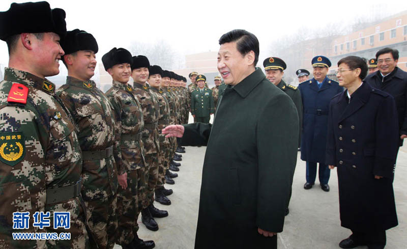 2013年1月29日，习近平到武警部队视察。李刚 摄