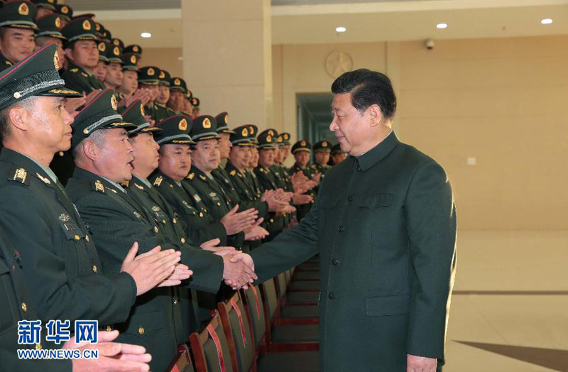 2015年1月21日，习近平接见第14集团军机关及所属驻昆部队团以上领导干部。李刚摄