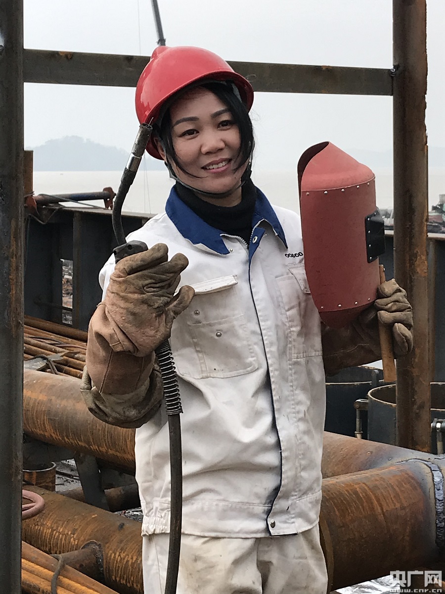 央广网国内 地方新闻 她就是宁波市奉化区海港船舶修造厂的电焊工魏