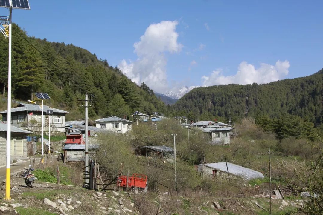 2017年中印洞朗对峙,阿桑村就处在第一线.